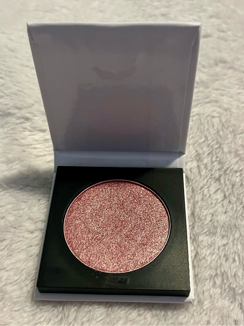 Naked cosmetics Shimmer Eyeshadow - Desert Sunset Sparkle